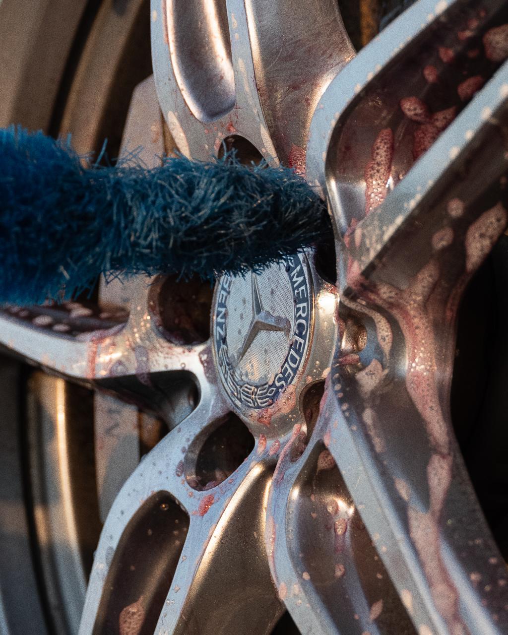 Body wax, rim and chrome polish